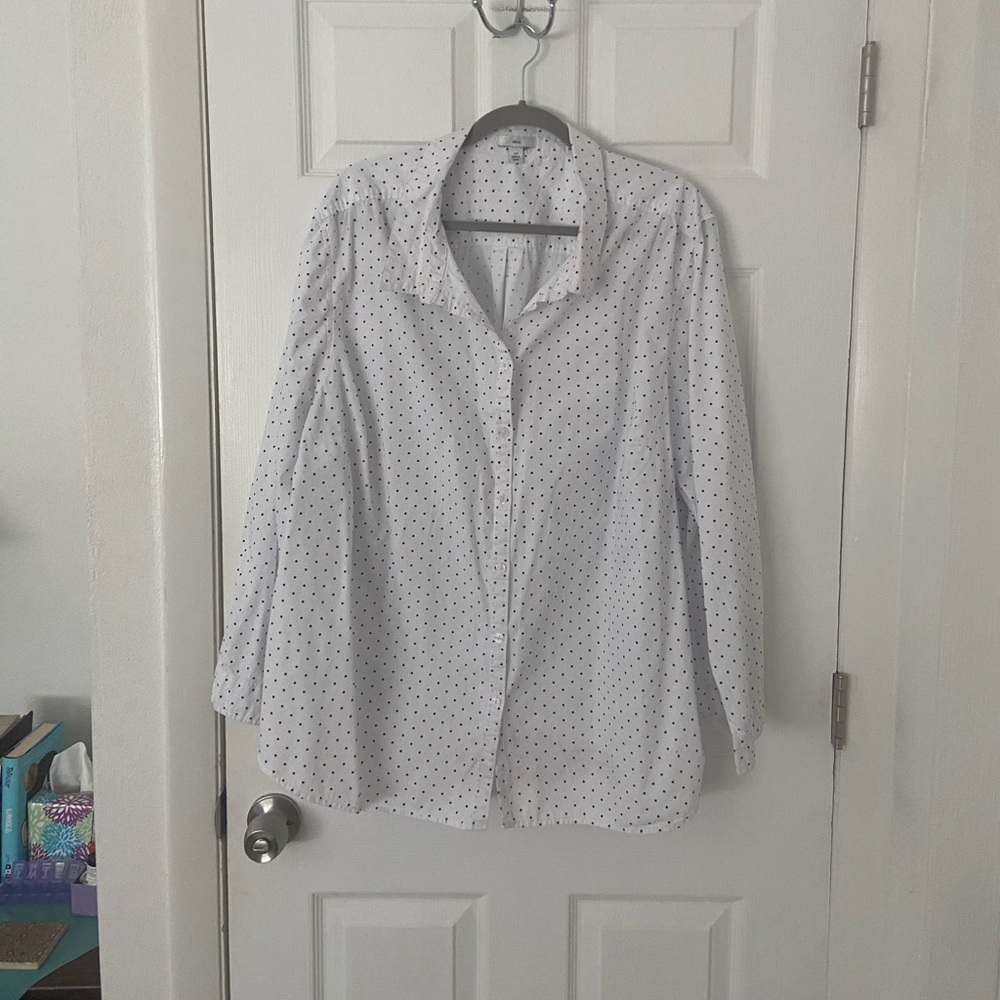 Ellos 30W white button down/black dots🖤🤍
